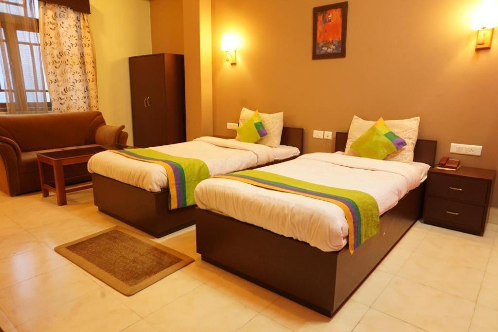 Dwang Rumtek Resort Tadong Exterior photo